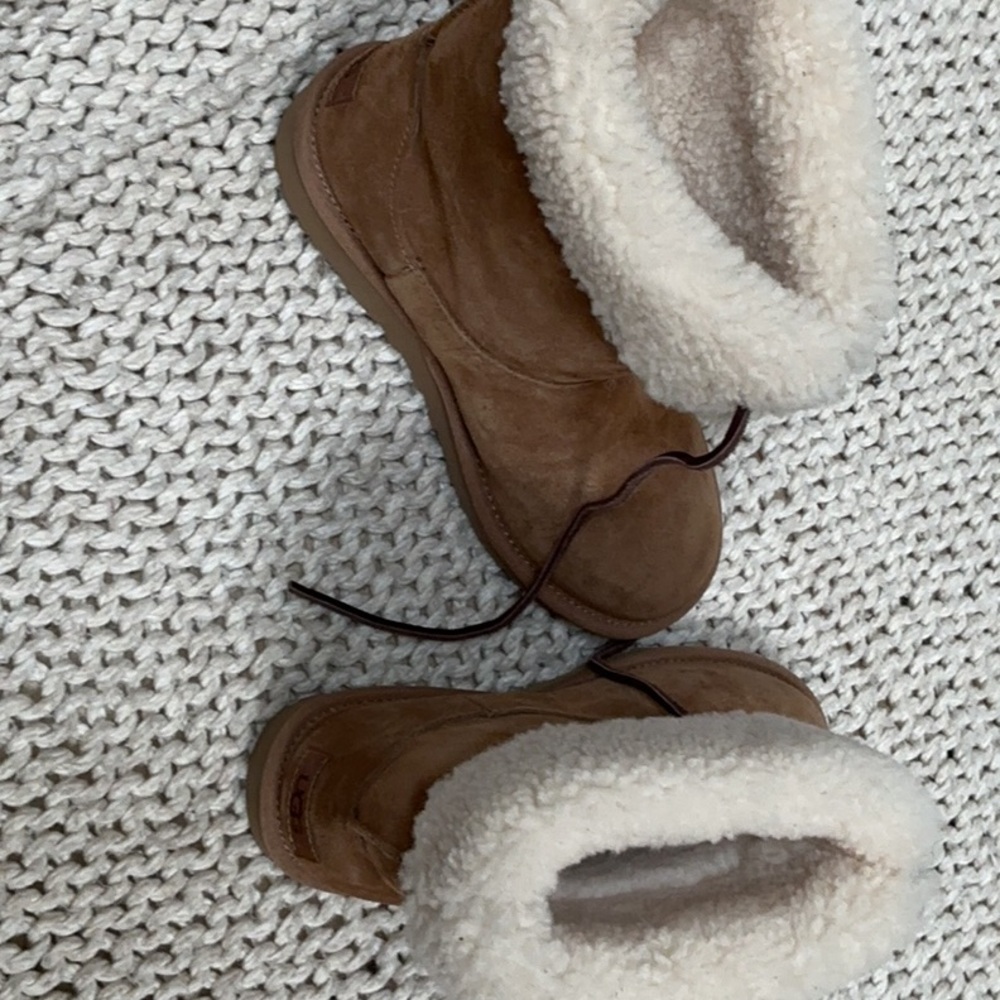 UGG Classic Brown Shearling Boots